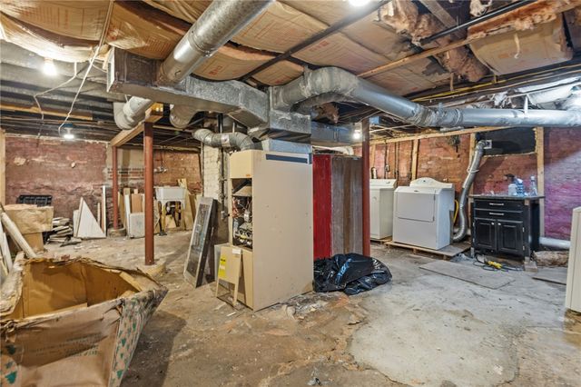217 Bay View Avenue, Cranston, RI 02905