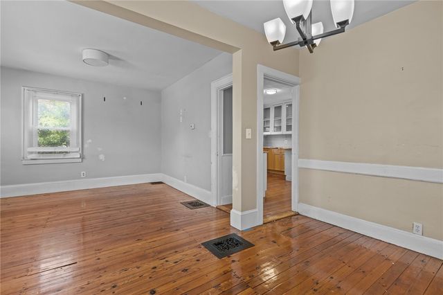 217 Bay View Avenue, Cranston, RI 02905