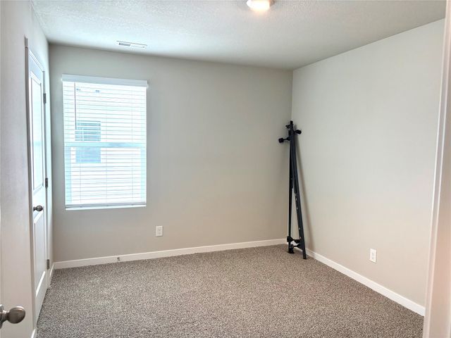 4226 NE Mongoose Lane, Ankeny, IA 50021