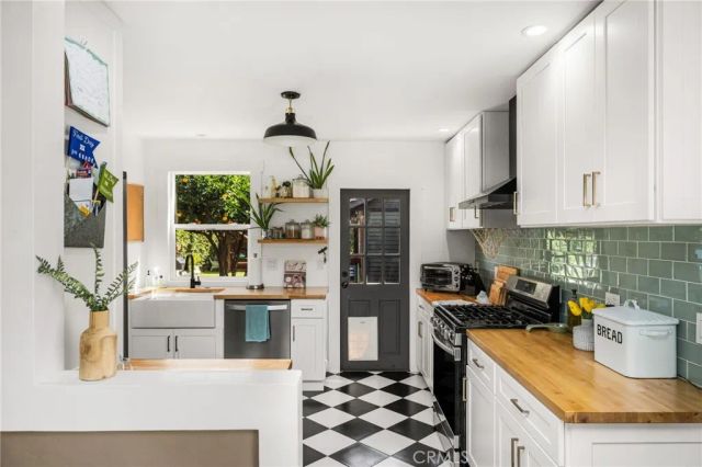 1430 Temple Avenue, Long Beach, CA 90804