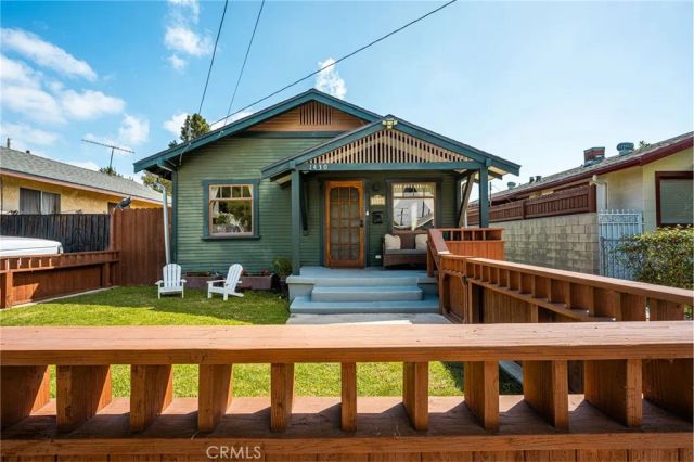 1430 Temple Avenue, Long Beach, CA 90804