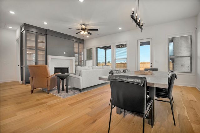 8801 Starry Night Drive, Bentonville, AR 72713