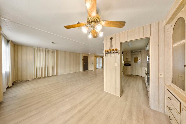 2129 Viking Ln, Modesto, CA 95350