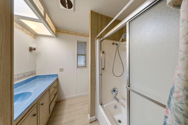 2129 Viking Ln, Modesto, CA 95350