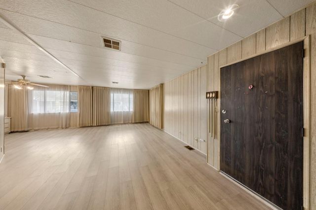 2129 Viking Ln, Modesto, CA 95350