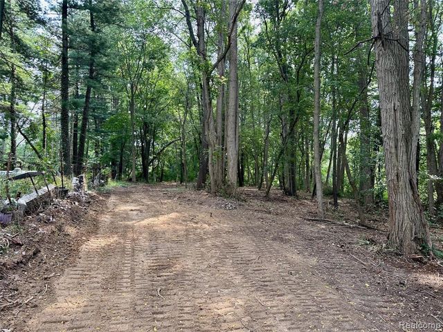 0 Latson Road, Howell, MI 48843