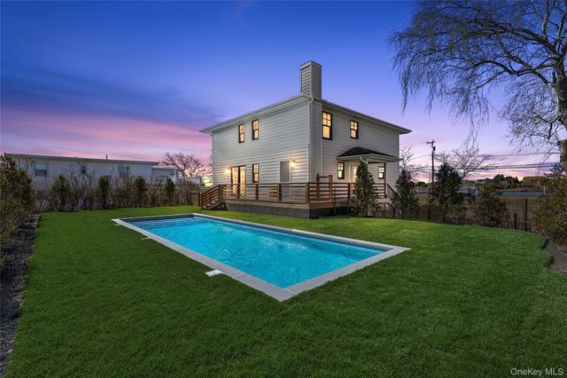 54 Library Avenue, Westhampton Beach, NY 11978