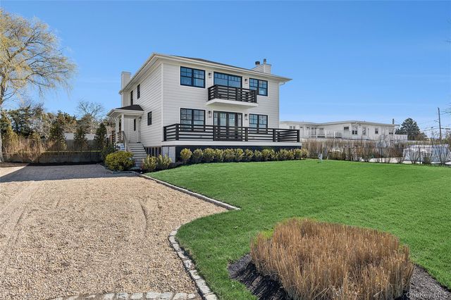 54 Library Avenue, Westhampton Beach, NY 11978
