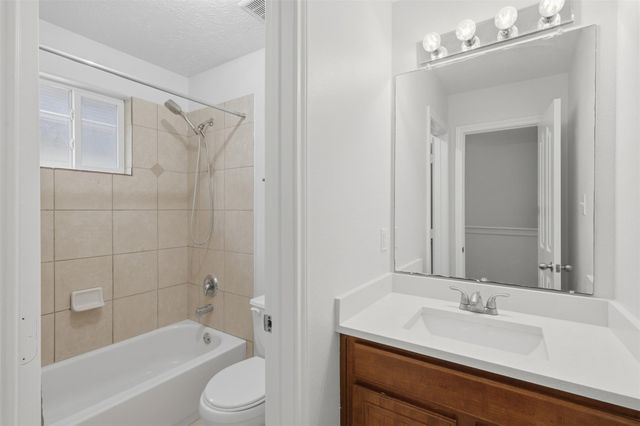 1710 Tornado, Houston, TX 77091