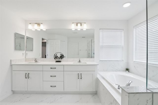 31766 ASBURY AVENUE, Wesley Chapel, FL 33545