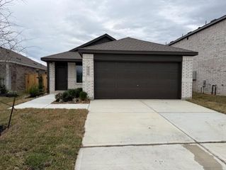 9222 Bright Birdie Lane, Baytown, TX 77521