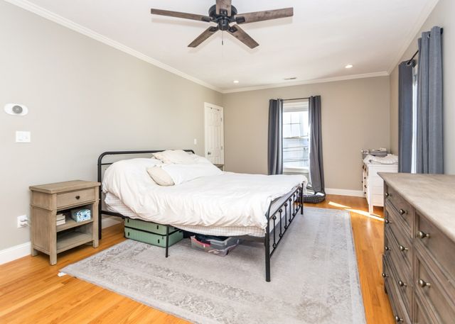 32 Cutter St 1, Waltham, MA 02453