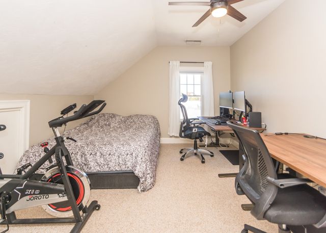 32 Cutter St 1, Waltham, MA 02453