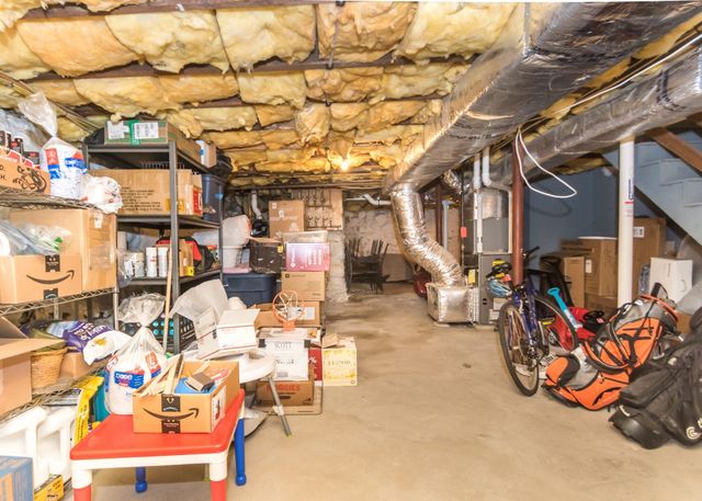 32 Cutter St 1, Waltham, MA 02453