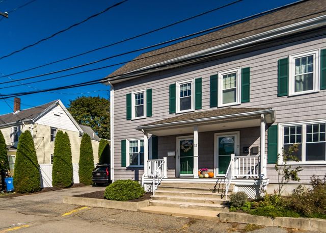 32 Cutter St 1, Waltham, MA 02453