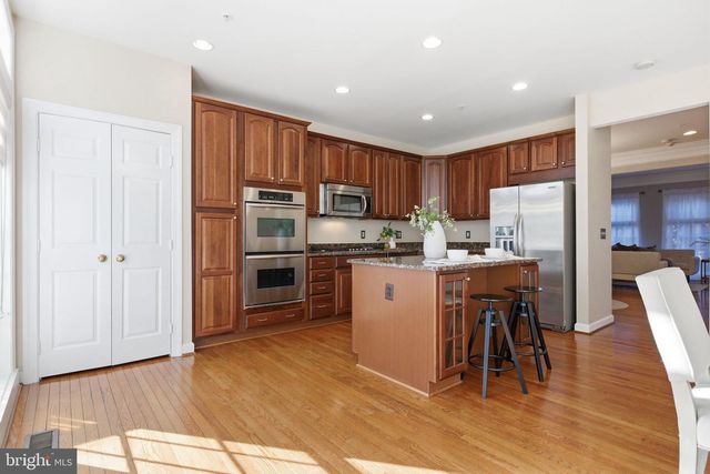 7996 RESERVE WAY, Vienna, VA 22182