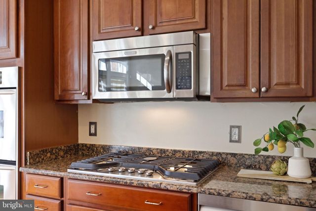 7996 RESERVE WAY, Vienna, VA 22182
