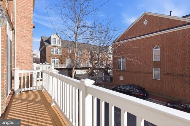 7996 RESERVE WAY, Vienna, VA 22182
