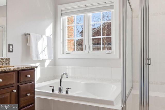 7996 RESERVE WAY, Vienna, VA 22182