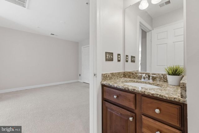 7996 RESERVE WAY, Vienna, VA 22182