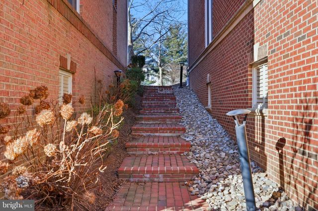 7996 RESERVE WAY, Vienna, VA 22182