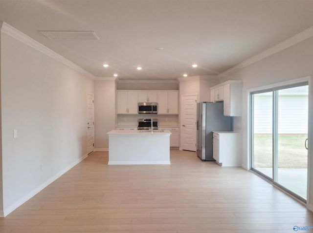 315 Pond Spring Drive, Huntsville, AL 35811