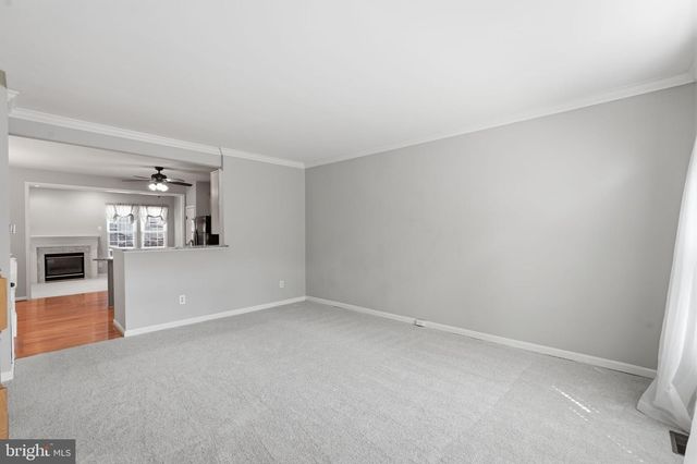 5013 WAPLE LN, Alexandria, VA 22304