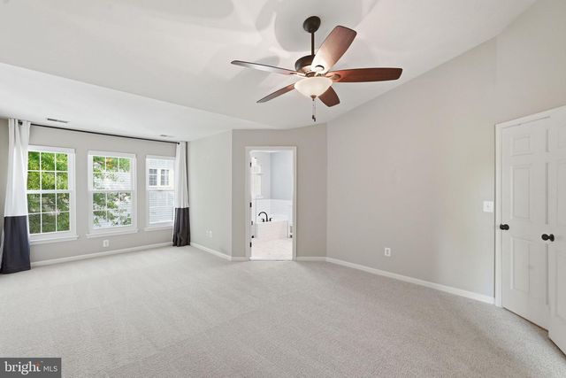 5013 WAPLE LN, Alexandria, VA 22304