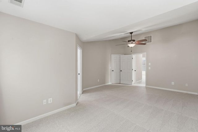 5013 WAPLE LN, Alexandria, VA 22304