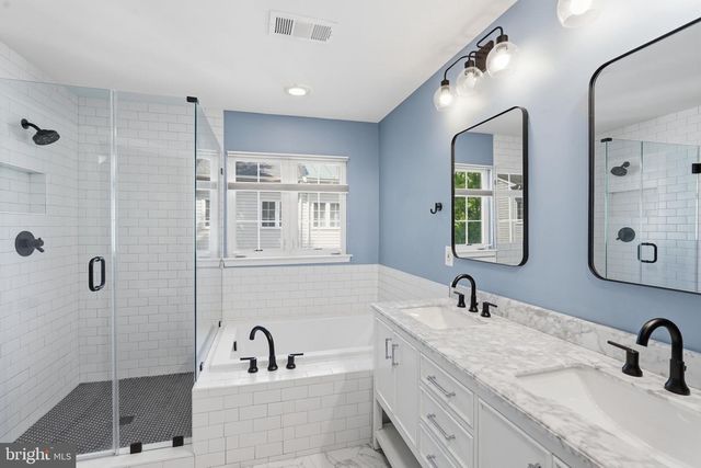 5013 WAPLE LN, Alexandria, VA 22304