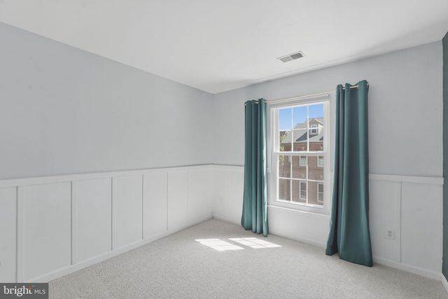 5013 WAPLE LN, Alexandria, VA 22304