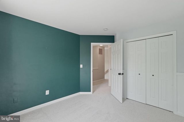 5013 WAPLE LN, Alexandria, VA 22304