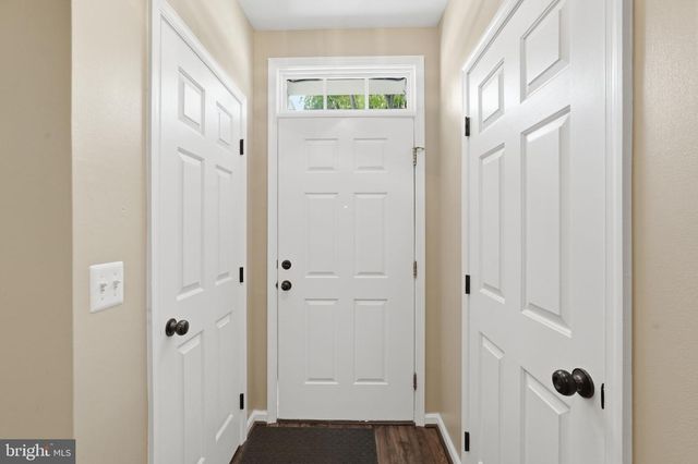 5013 WAPLE LN, Alexandria, VA 22304