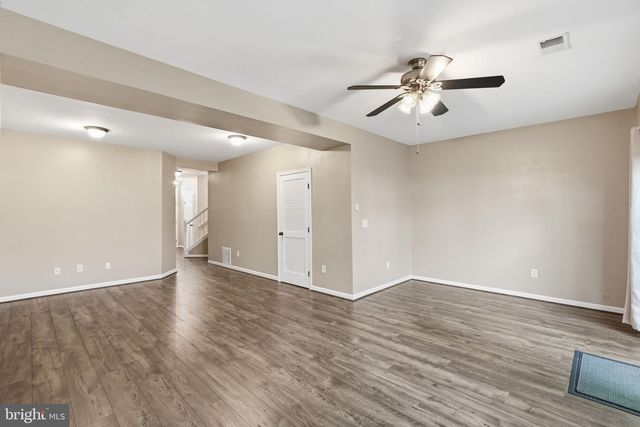 5013 WAPLE LN, Alexandria, VA 22304