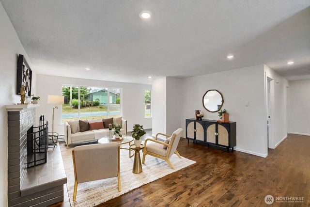 7508 Rainier Drive, Everett, WA 98203