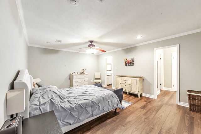 103 Raywood Dr, Houma, LA 70360