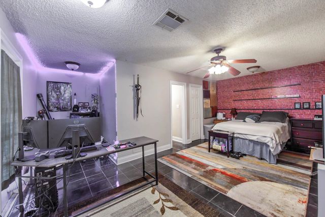 103 Raywood Dr, Houma, LA 70360