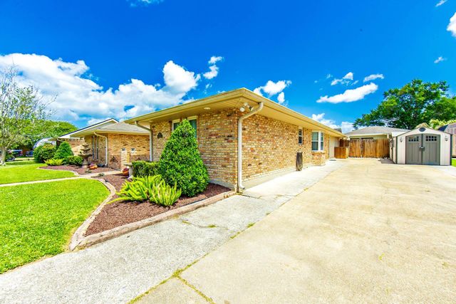 103 Raywood Dr, Houma, LA 70360