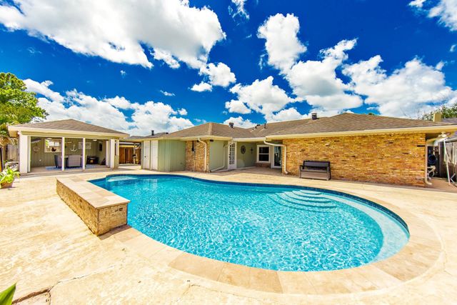 103 Raywood Dr, Houma, LA 70360