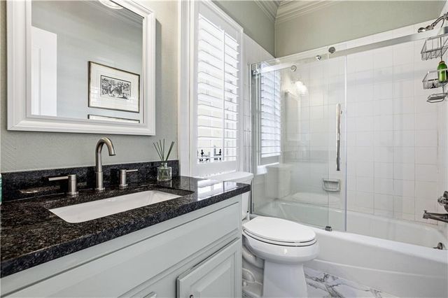 215 Woodchase Close NE, Atlanta, GA 30319