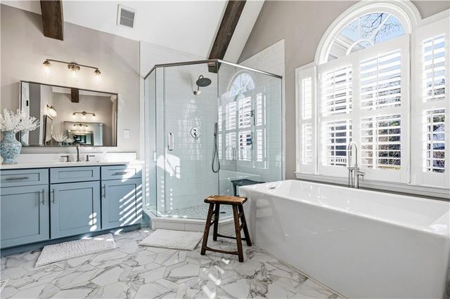 215 Woodchase Close NE, Atlanta, GA 30319