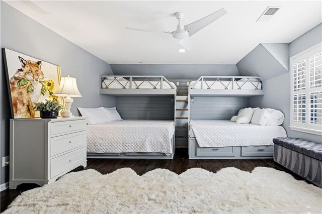 215 Woodchase Close NE, Atlanta, GA 30319