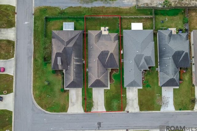 10396 Grand Plaza Dr, Denham Springs, LA 70726