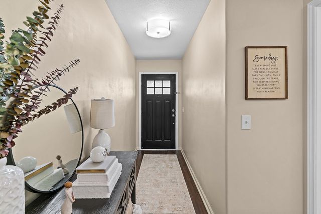 301 Shelby Lane, Dothan, AL 36301