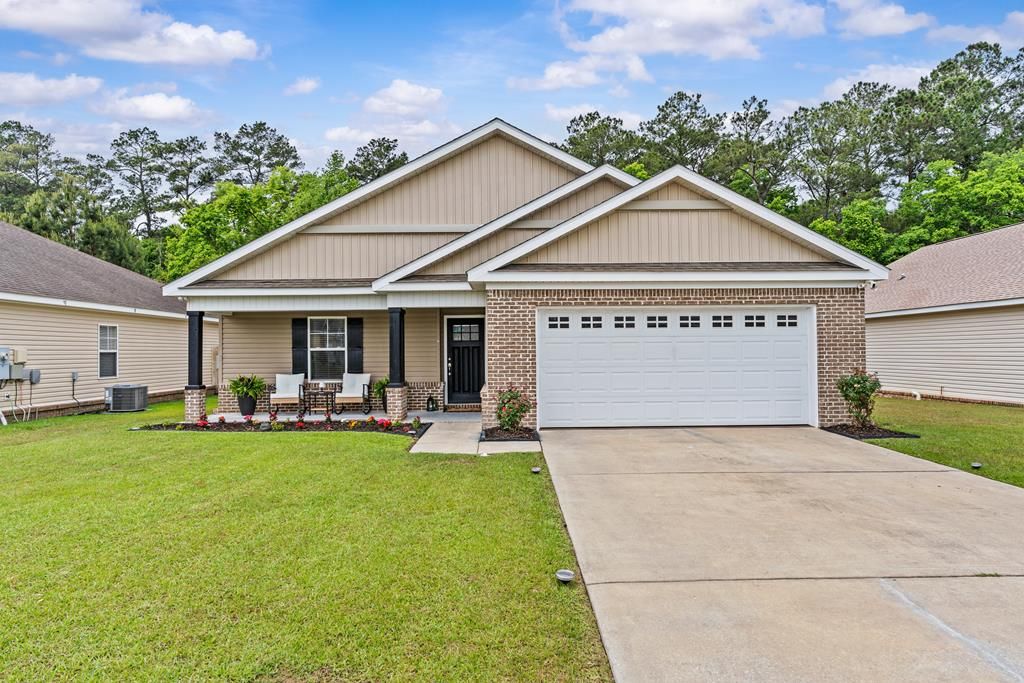 301 Shelby Lane, Dothan, AL 36301