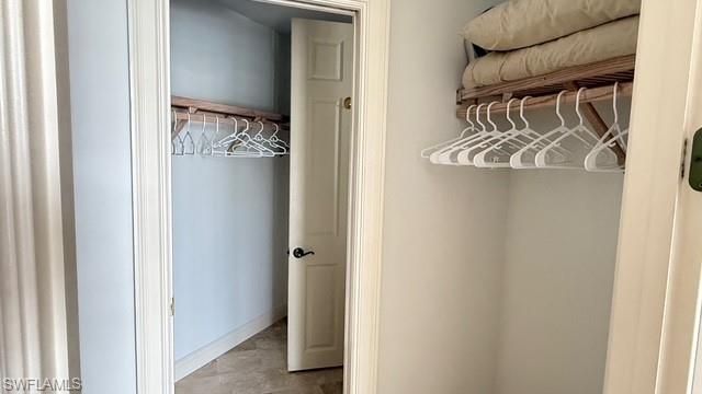 391 4th ST S 401, Naples, FL 34102