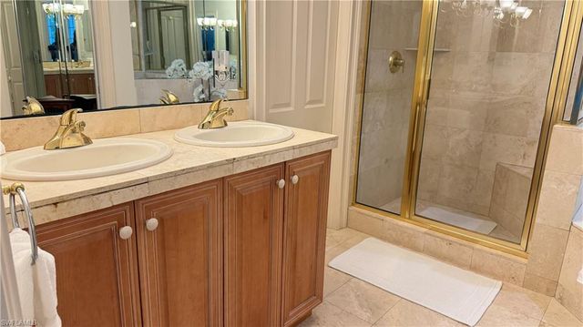 391 4th ST S 401, Naples, FL 34102