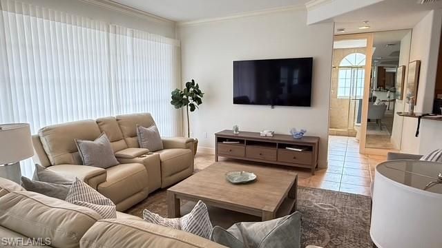 391 4th ST S 401, Naples, FL 34102