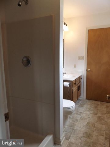 235 LANDIS DRIVE, Lancaster, PA 17602