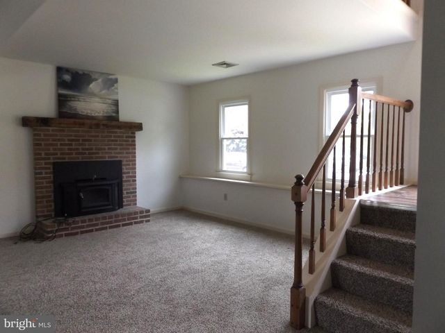 235 LANDIS DRIVE, Lancaster, PA 17602